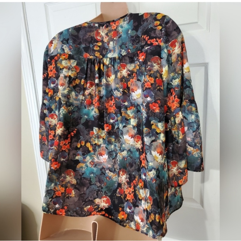 *Copy* Boutique Floral Bell Sleeve Peasant Blouse - Picture 7 of 10